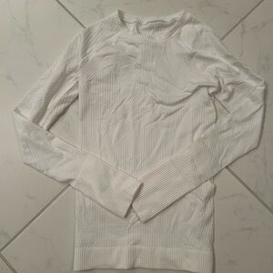 Lululemon White Ribbed Long Sleeve Shirt